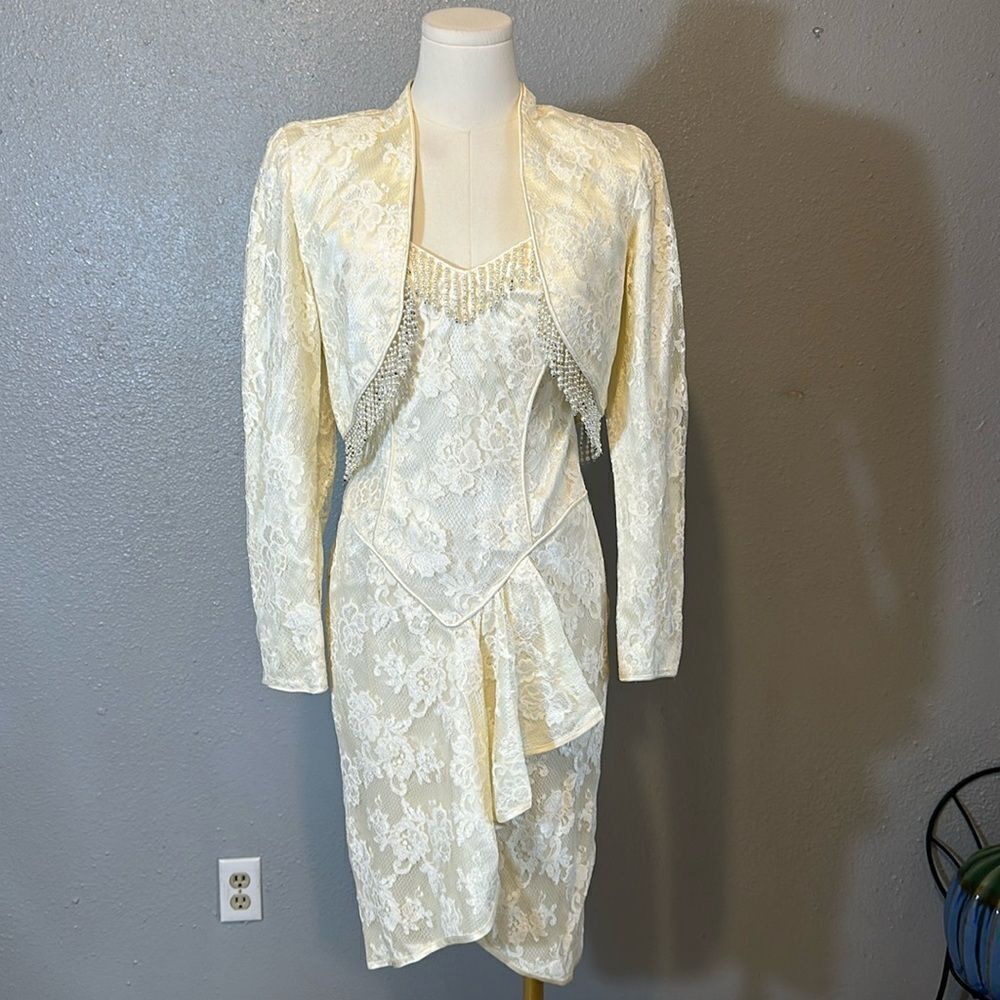 Vintage New leaf ivory lace dress with jacket size 8